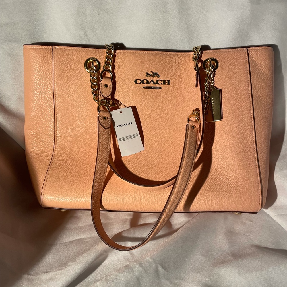 Coach Tote bag - pink tote with gold hardware
